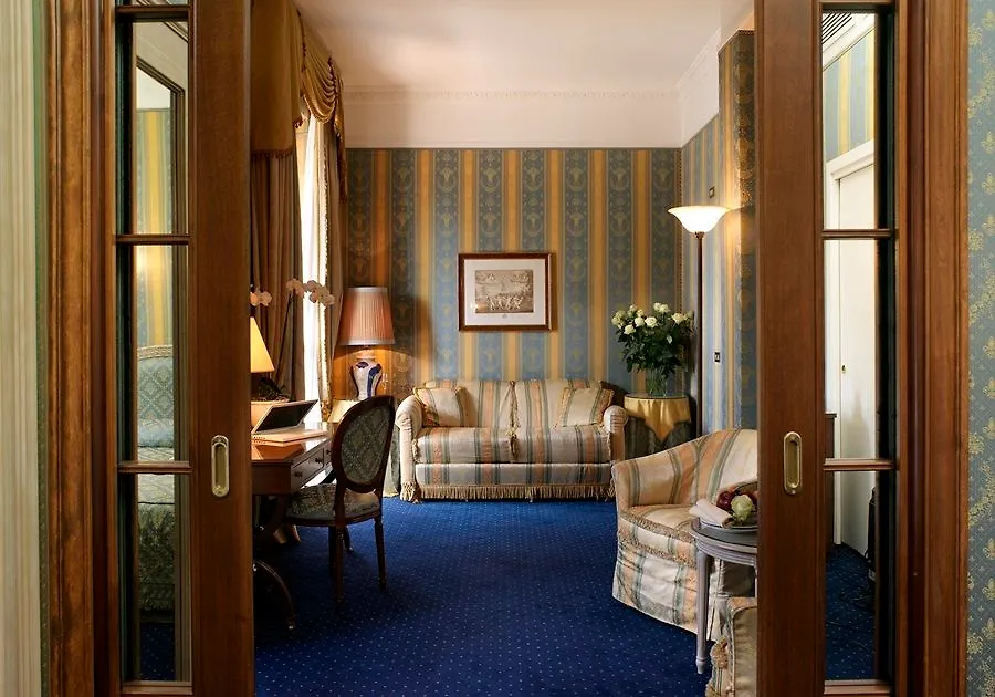 Sina De La Ville Milano Hotel
