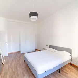 Lägenhet Hbhall Residenze Darsena