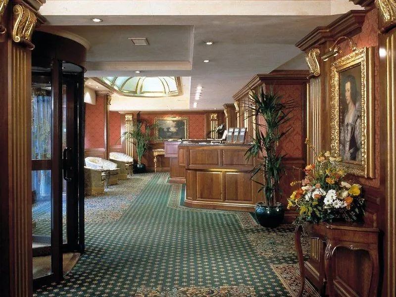 Sina De La Ville Milan Hotel