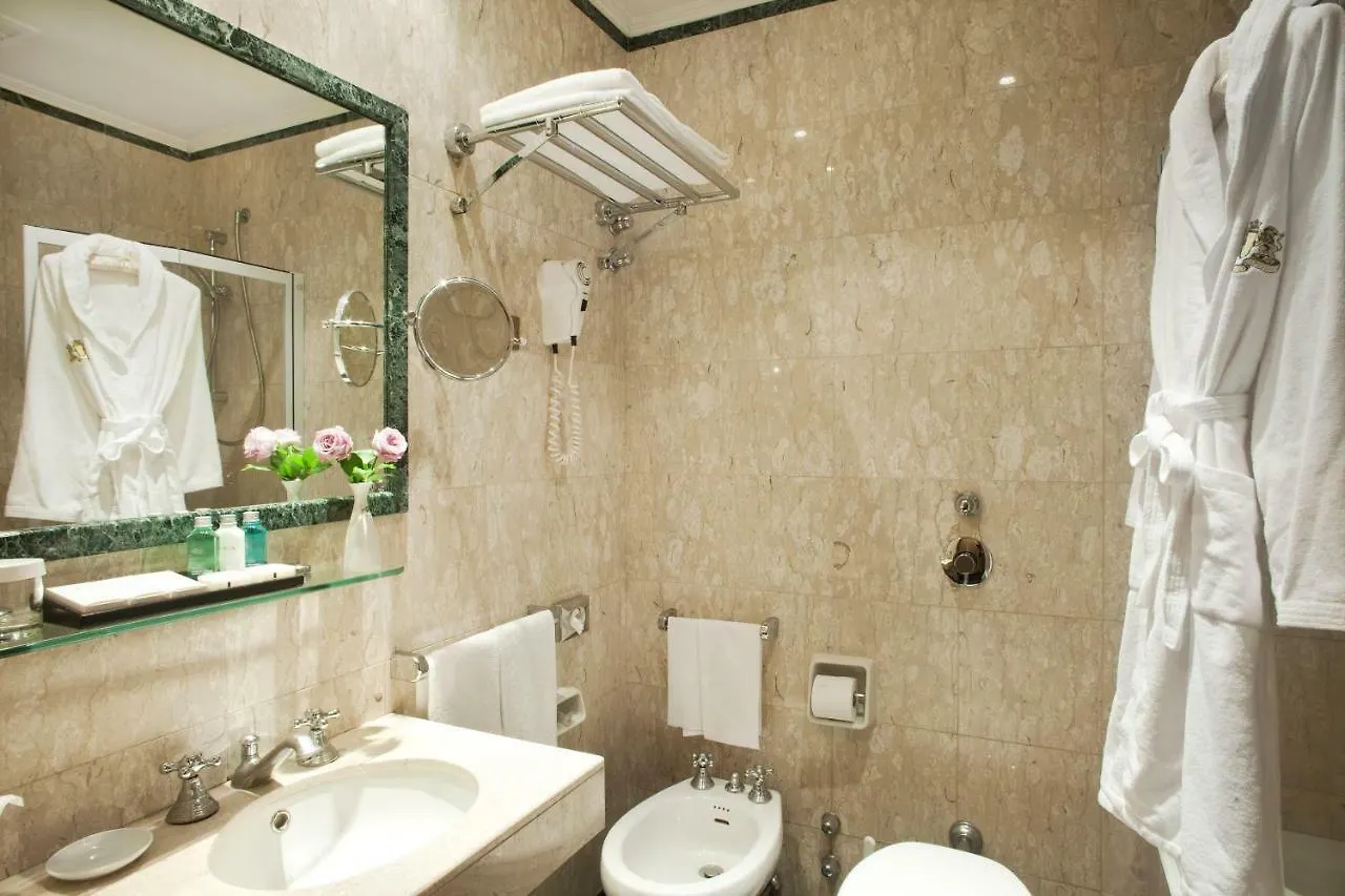 Sina De La Ville Milan Hotel